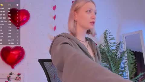 Snapshot of _rude_girl_ chatting on 8, 2, 2025 Eve online show from 8, 2, 2025