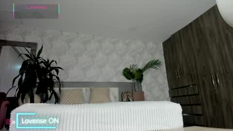_samantagomez online show from 15, 5, 2026