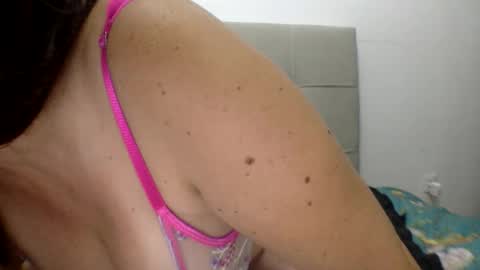 Snapshot of _sansa_ chatting on 11, 6, 2026 Anna online show from 11, 6, 2026