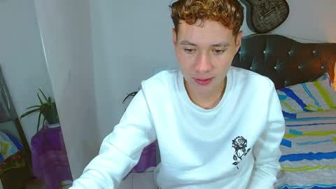 santi online show from 5, 4, 2026