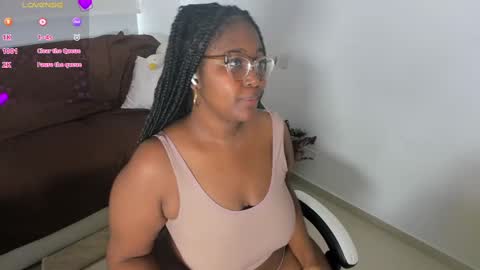 Snapshot of _sarah_banks chatting on 25, 2, 2025 Ms. JONES online show from 25, 2, 2025