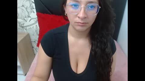 Snapshot of _saraximena_ chatting on 23, 4, 2026 _saraximena_ online show from 23, 4, 2026