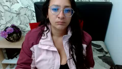 _saraximena_ online show from 28, 7, 2026