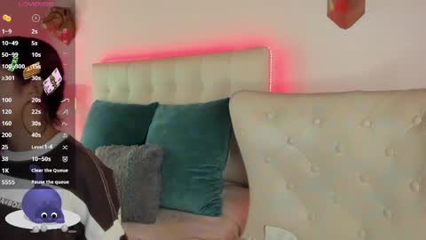 Snapshot of _sasha_miller_ chatting on 27, 5, 2026 Sasha online show from 27, 5, 2026