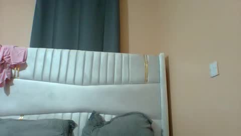 _sassydiva_ online show from 26, 11, 2025