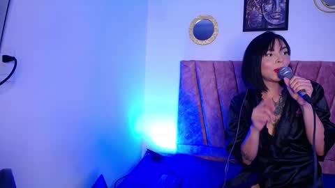 Snapshot of _scarlet_joness_ chatting on 12, 10, 2025 SCARLET online show from 12, 10, 2025