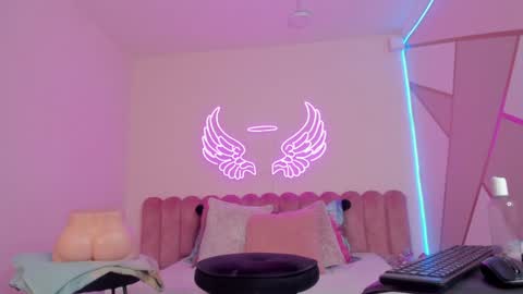 Scarlett online show from 11, 1, 2025