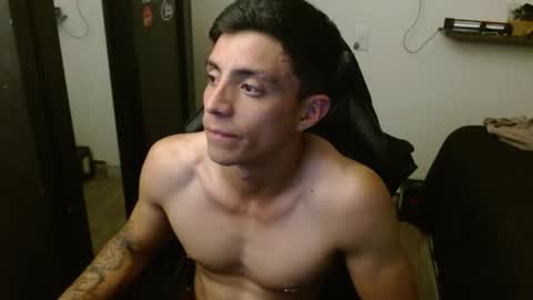 Snapshot of _schnnneider_ chatting on 25, 5, 2026 SCHNEIDER online show from 25, 5, 2026