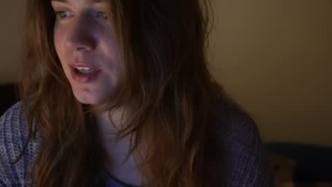 Snapshot of _sensualia_ chatting on 15, 6, 2026 Lia online show from 15, 6, 2026