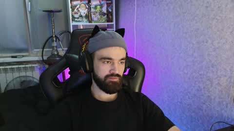 Snapshot of _serious_man chatting on 30, 10, 2025 Ask me online show from 30, 10, 2025