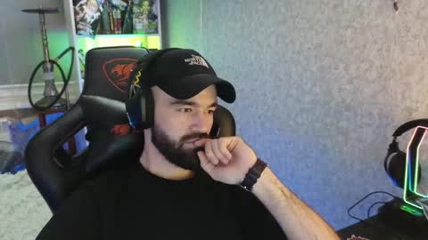 Ask me online show from 22, 12, 2025