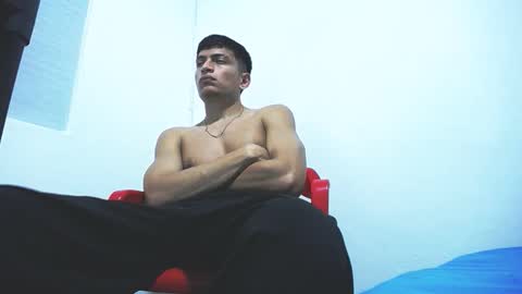 Juan Pablo-independent model online show from 28, 11, 2025