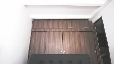 Juan Pablo-independent model online show from 13, 2, 2026