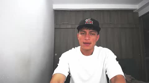 Juan Pablo-independent model online show from 18, 2, 2026