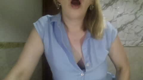 Snapshot of _sexyxsveta_ chatting on 23, 7, 2026 SexyXSveta online show from 23, 7, 2026