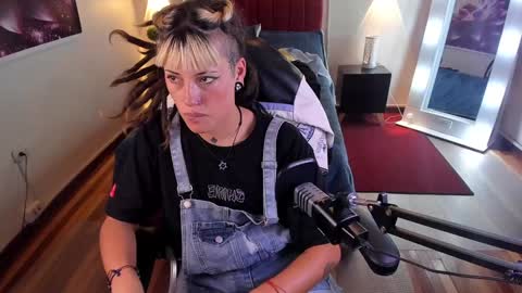 _sharlotte777 online show from 20, 1, 2025