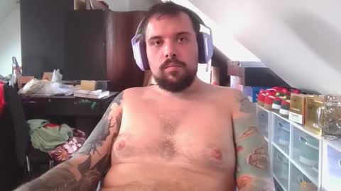 _smiley_bear27 online show from 14, 11, 2025