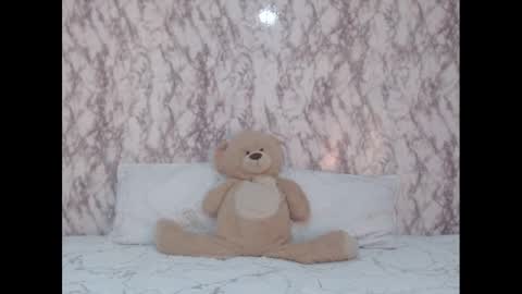 Sofia Parker online show from 5, 1, 2025