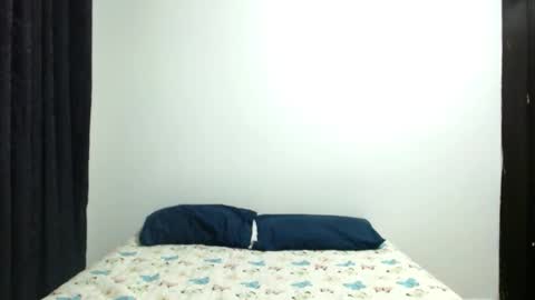 Sofia Parker online show from 23, 9, 2025