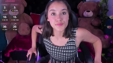 Snapshot of _sophie__miller chatting on 7, 1, 2025 Sophie online show from 7, 1, 2025