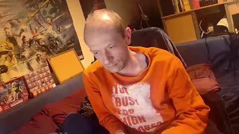 Snapshot of _svenerd_____ chatting on 8, 5, 2026 _svenerd_____ online show from 8, 5, 2026