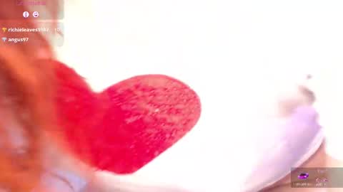 Snapshot of _svetlana_buenachica_ chatting on 22, 12, 2025 _svetlana_buenachica_ online show from 22, 12, 2025