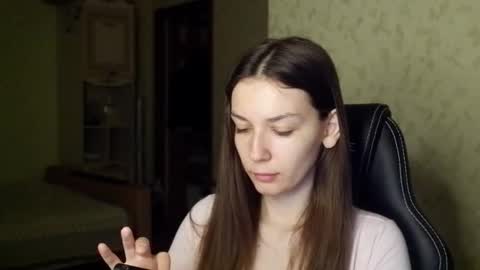 Snapshot of _sxnflower chatting on 8, 11, 2025 Dora online show from 8, 11, 2025