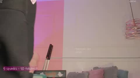 _tammarra_ online show from 10, 10, 2025