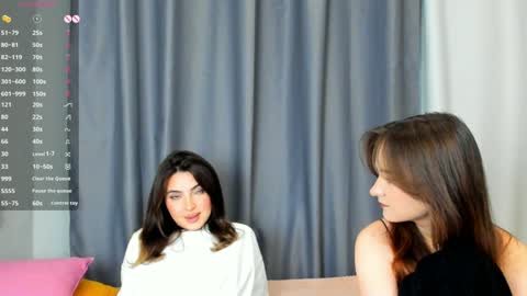 Snapshot of _teona_ann_for_you_ chatting on 4, 12, 2024 Teona and Annred hair online show from 4, 12, 2024