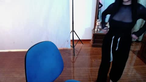 _the_dark_side_of_the_moon_ online show from 8, 2, 2025