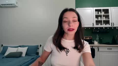 Mia online show from 2, 2, 2026