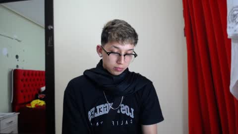 Thomas online show from 3, 12, 2024