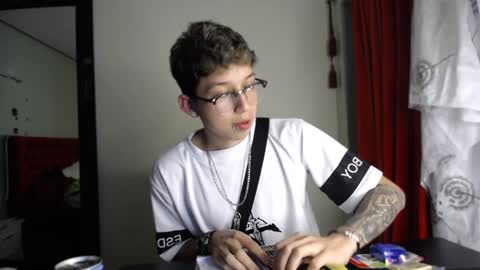 Thomas online show from 25, 12, 2024