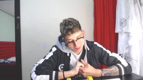 Thomas online show from 8, 1, 2025