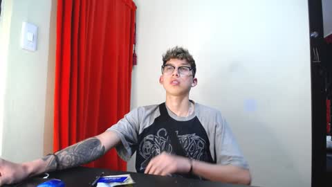 Thomas online show from 28, 1, 2025