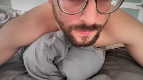 Snapshot of _ur_happy_meal chatting on 25, 1, 2025 DJ online show from 25, 1, 2025