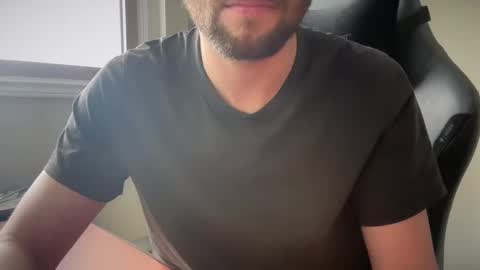 Snapshot of _ur_happy_meal chatting on 25, 2, 2025 DJ online show from 25, 2, 2025