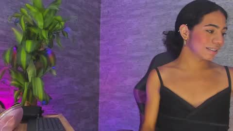 Valeria Montes online show from 4, 10, 2025