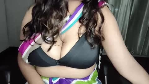 _vanshika_0 online show from 30, 9, 2025