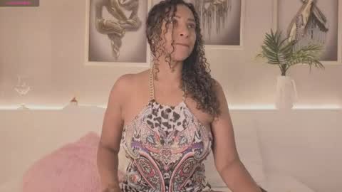 Snapshot of _victoria_hills chatting on 16, 4, 2026 Victoria online show from 16, 4, 2026