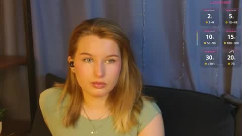 _watchmesmile_ online show from 13, 5, 2026