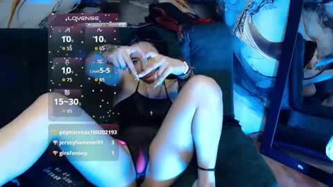 Snapshot of _weird_sativa chatting on 25, 4, 2026 _weird_sativa online show from 25, 4, 2026