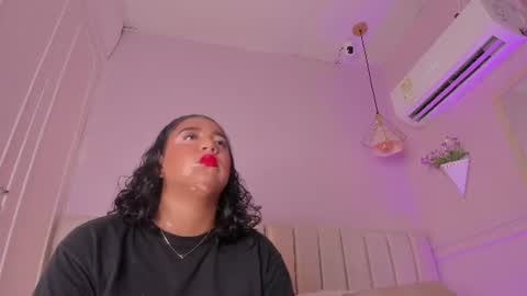 Snapshot of _wendy_x chatting on 16, 7, 2026 _wendy_x online show from 16, 7, 2026