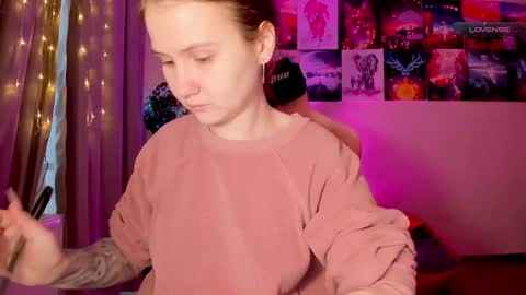 Enni online show from 2, 2, 2025