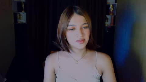 _xxlilly online show from 7, 5, 2026