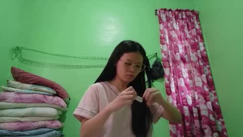 Snapshot of _yourmyonlyb_22 chatting on 6, 2, 2026 cherry online show from 6, 2, 2026