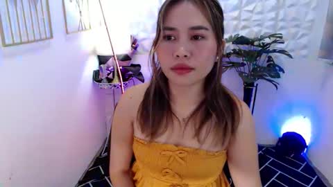 _zinnia143 online show from 18, 9, 2025