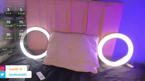  Zoe  online show from 18, 10, 2025