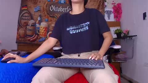 Aisha online show from 29, 9, 2025