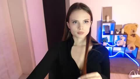 Snapshot of a_ariella_ chatting on 5, 11, 2025 a_ariella_ online show from 5, 11, 2025